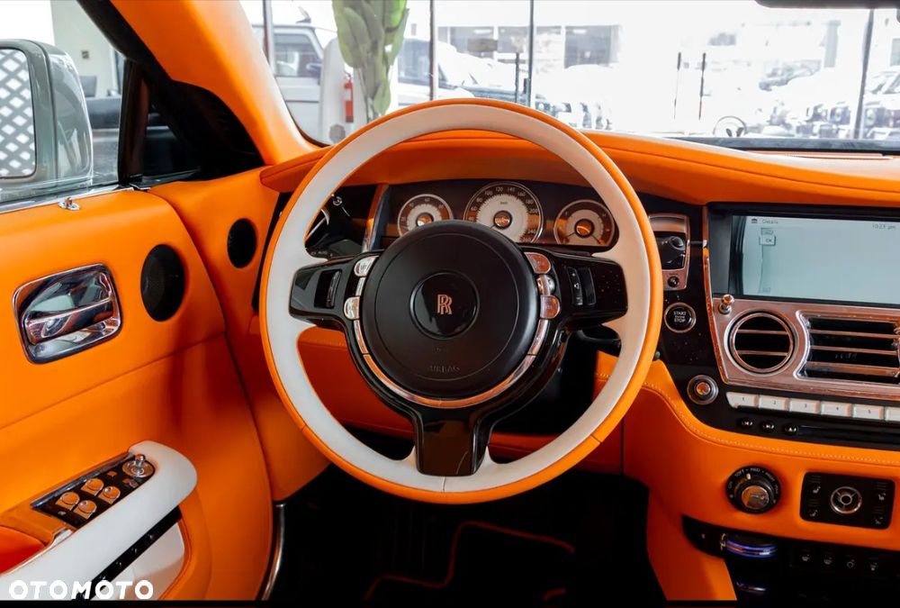 Rolls-Royce Wraith Black Badge - 14