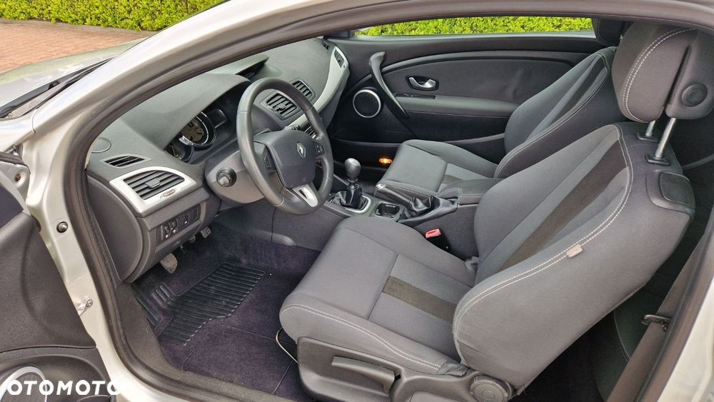 Renault Megane 1.6 16V Dynamique - 4