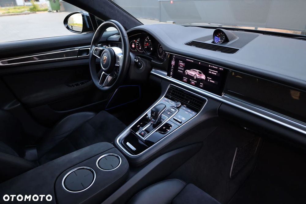 Porsche Panamera GTS - 29