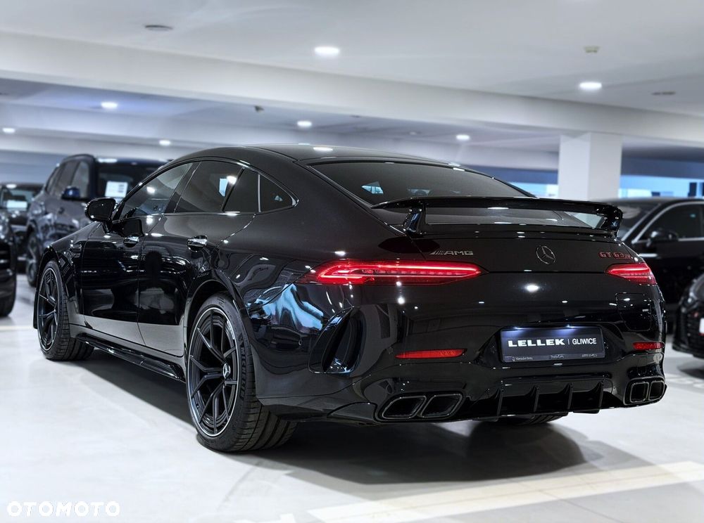 Mercedes-Benz AMG GT - 3