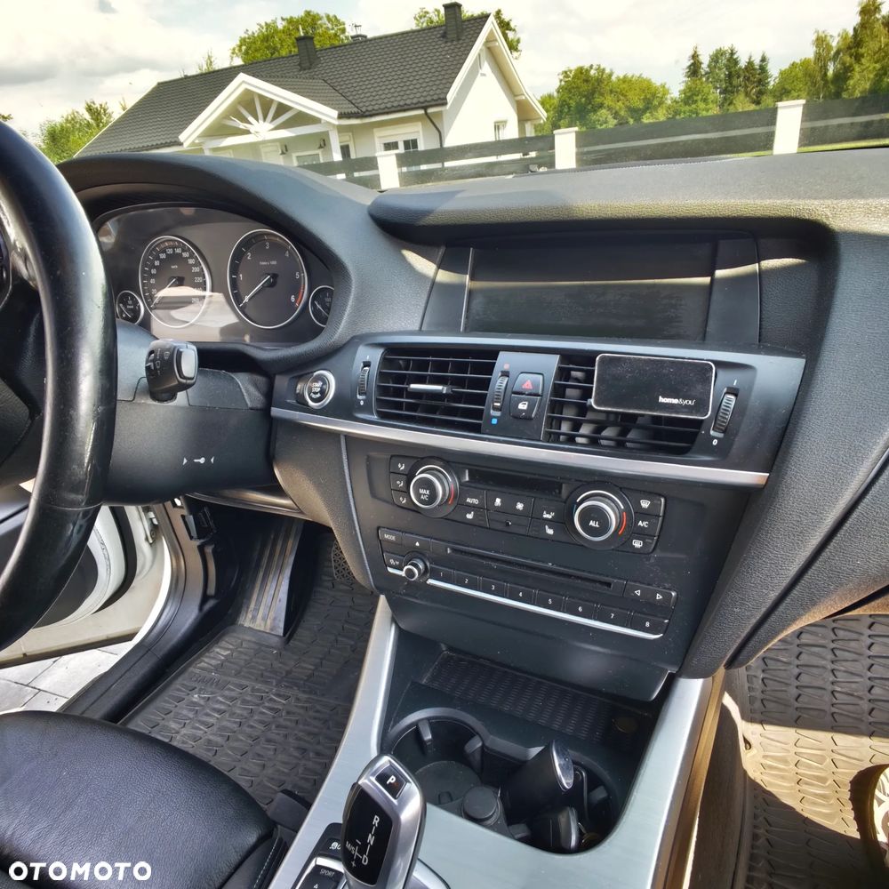 BMW X3 xDrive20d - 8