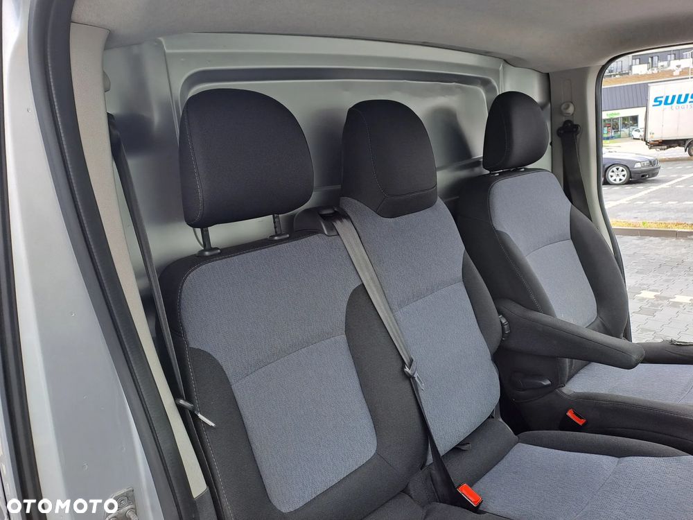 Opel Vivaro - 14