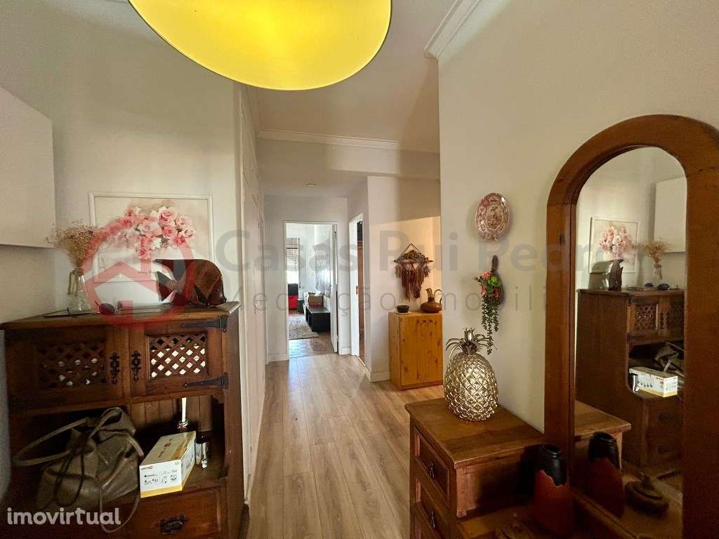 Excelente apartamento T3 com ótima localização no Laranjeiro, Almada - Grande imagem: 3/24