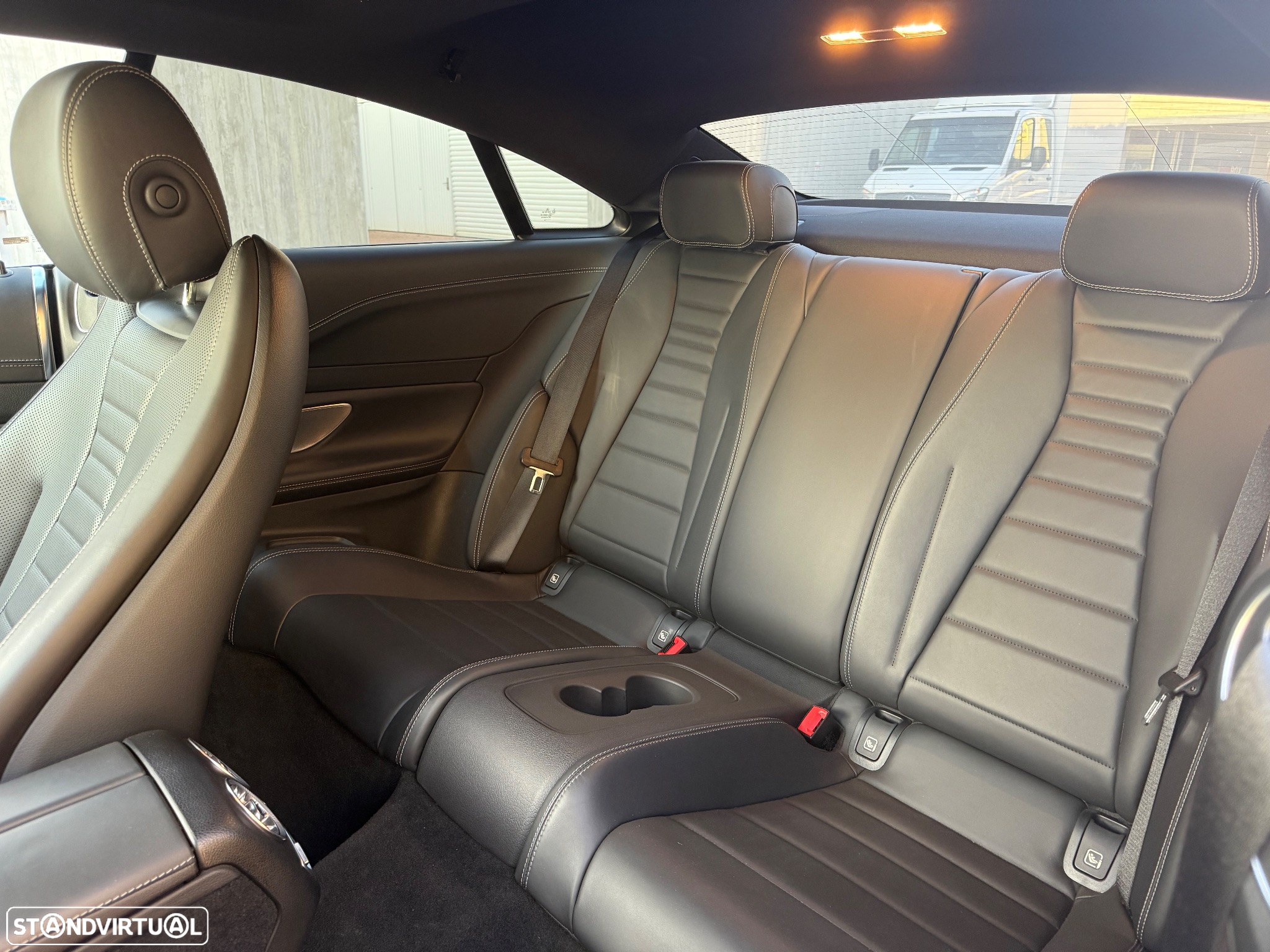 Mercedes-Benz E 220 d AMG Line - 6