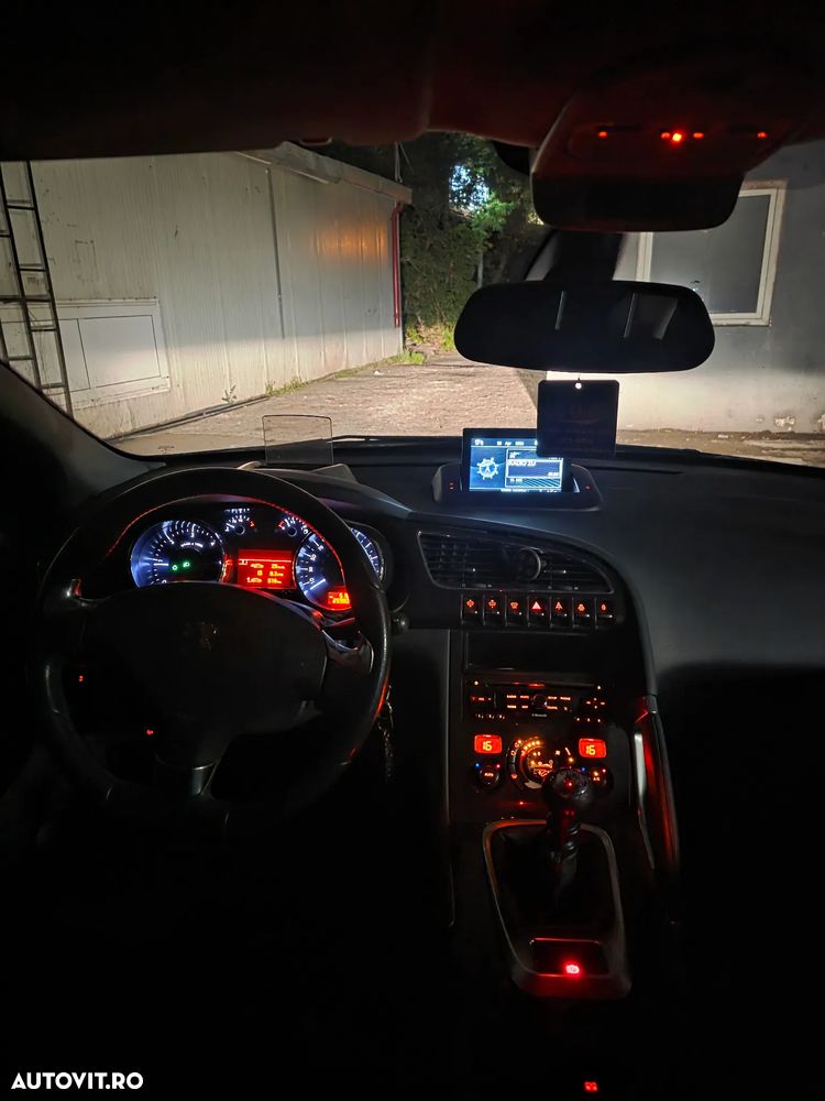 Peugeot 3008 HDi FAP 115 Allure - 13