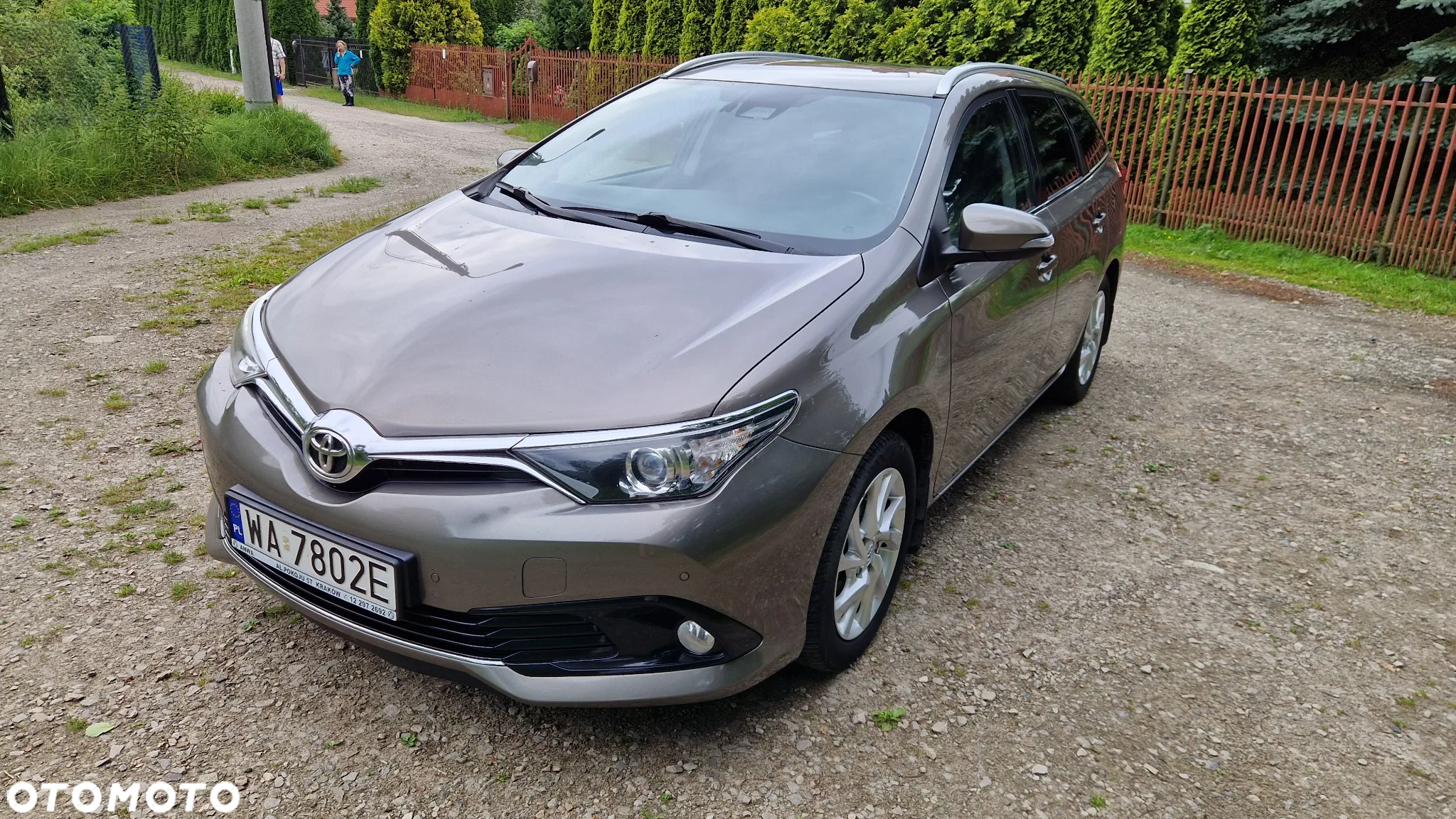 Toyota Auris 1.6 Premium - 21