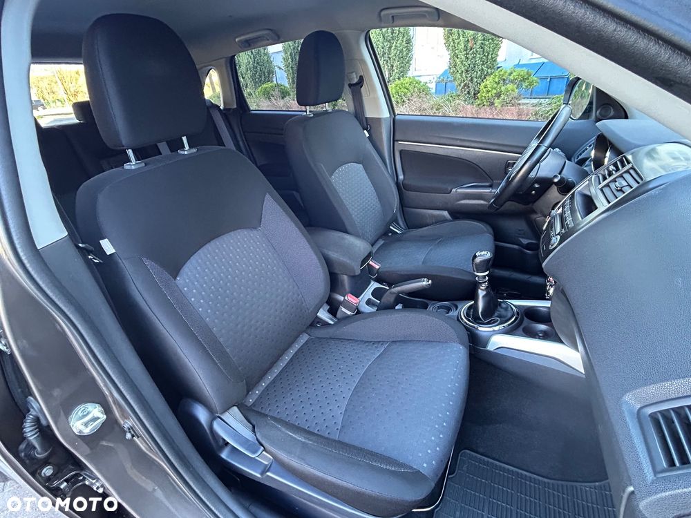 Mitsubishi ASX 1.8 DI-D 2WD Invite - 25