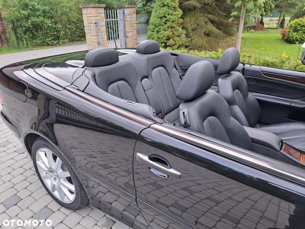 Mercedes-Benz CLK - 6