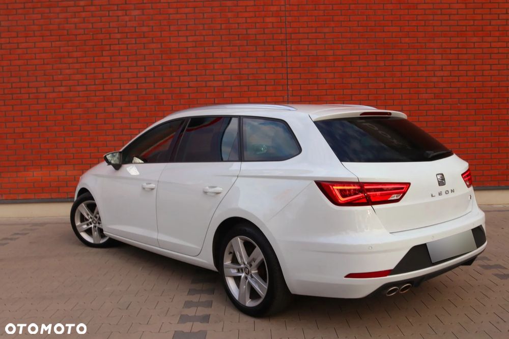 Seat Leon 2.0 TDI DPF DSG FR - 4