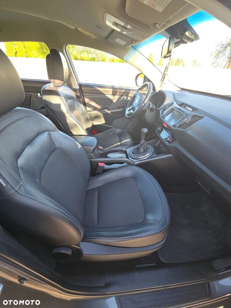 Kia Sportage 2.0 XL 2WD - 9