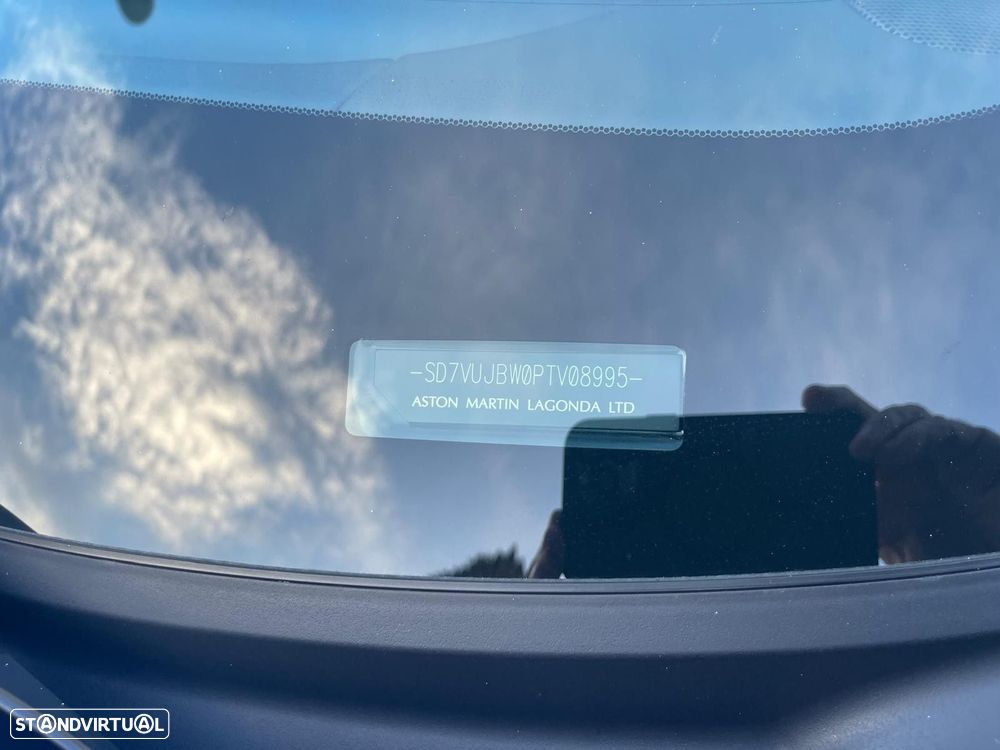 Aston Martin DBX 707 - 38