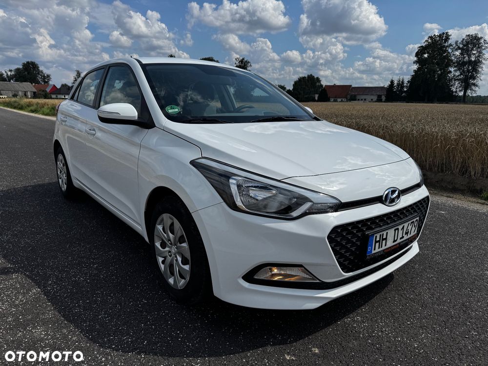 Hyundai i20 - 12