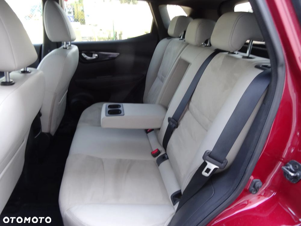 Nissan Qashqai 1.6 DCi 4x4 N-Tec EU6 - 15