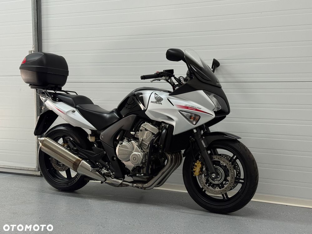 Honda CBF - 1