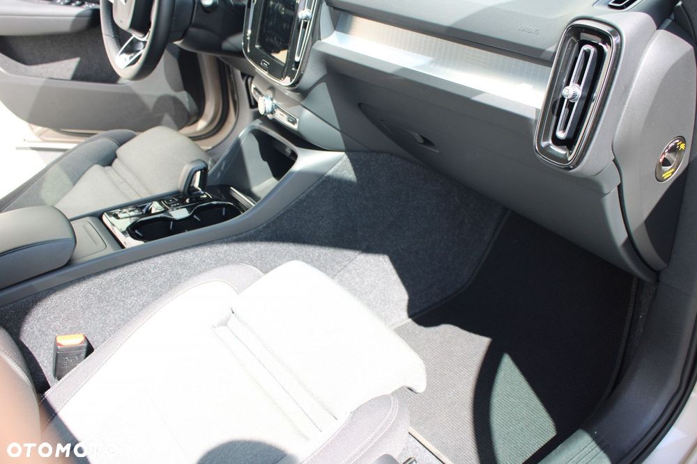 Volvo XC 40 - 14