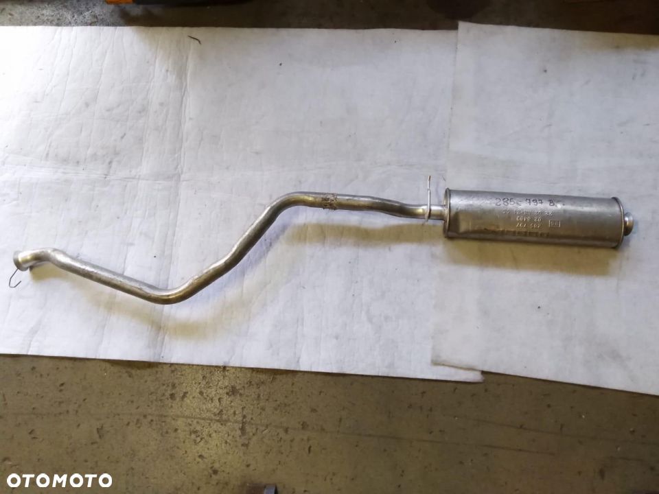 TŁUMIK środkowy  PEUGEOT 405   1.9I (07/87 - 06/90 1988-1992      285-797 1717E8 lekko pobijany