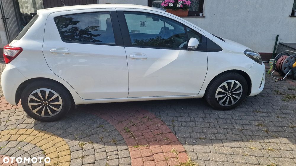 Toyota Yaris 1.5 Active - 3