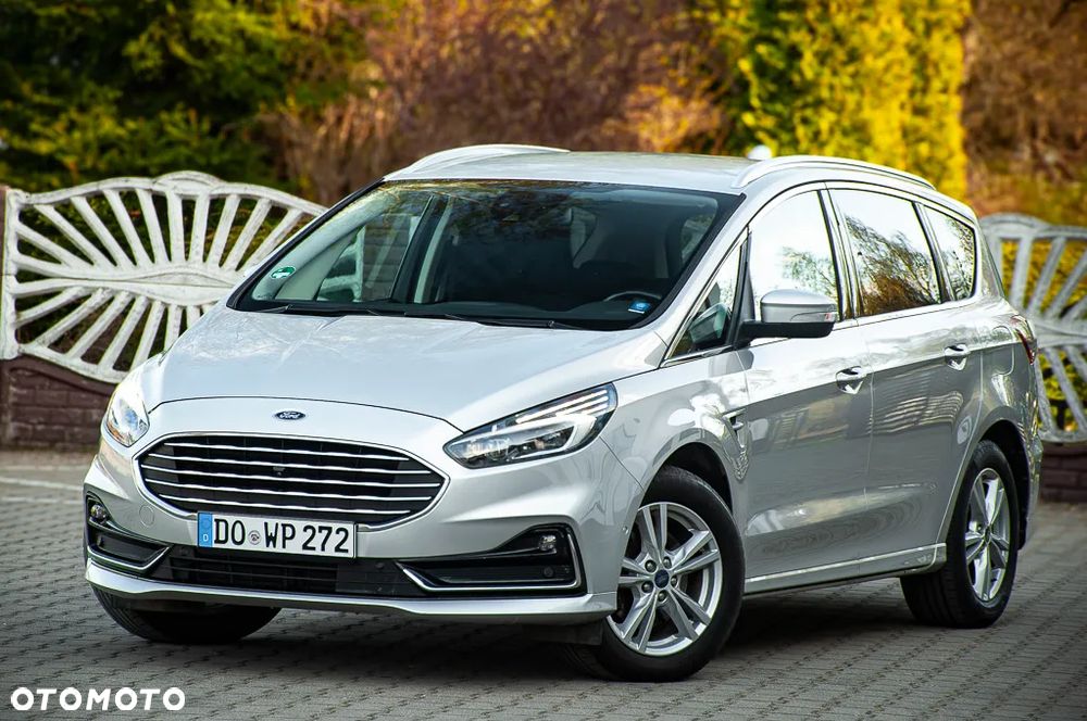 Ford S-Max 2.0 EcoBlue Titanium - 32