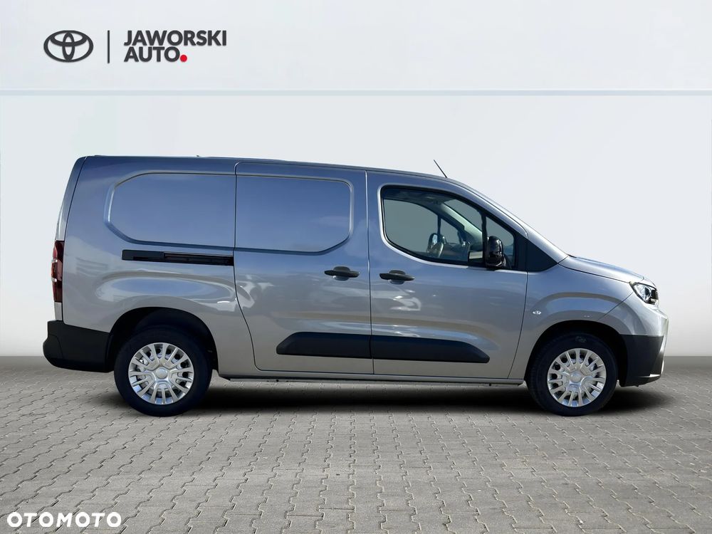 Toyota Proace City - 7