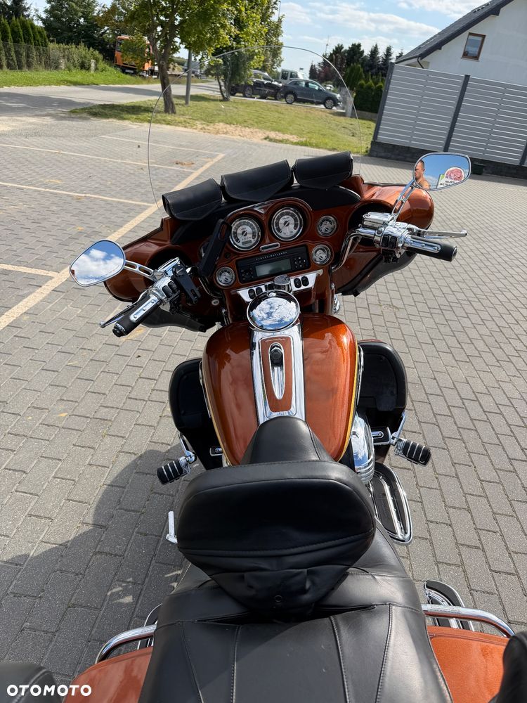 Harley-Davidson FLH Electra Glide - 15