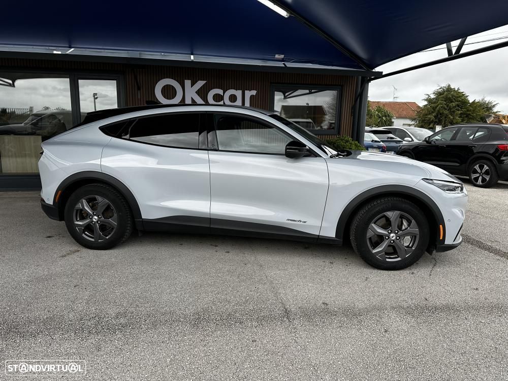 Ford Mustang Mach-E Standard - 9