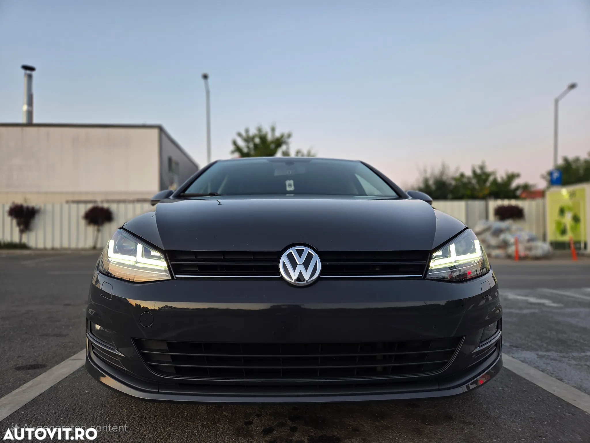 Volkswagen Golf 1.2 TSI BMT Comfortline - 6