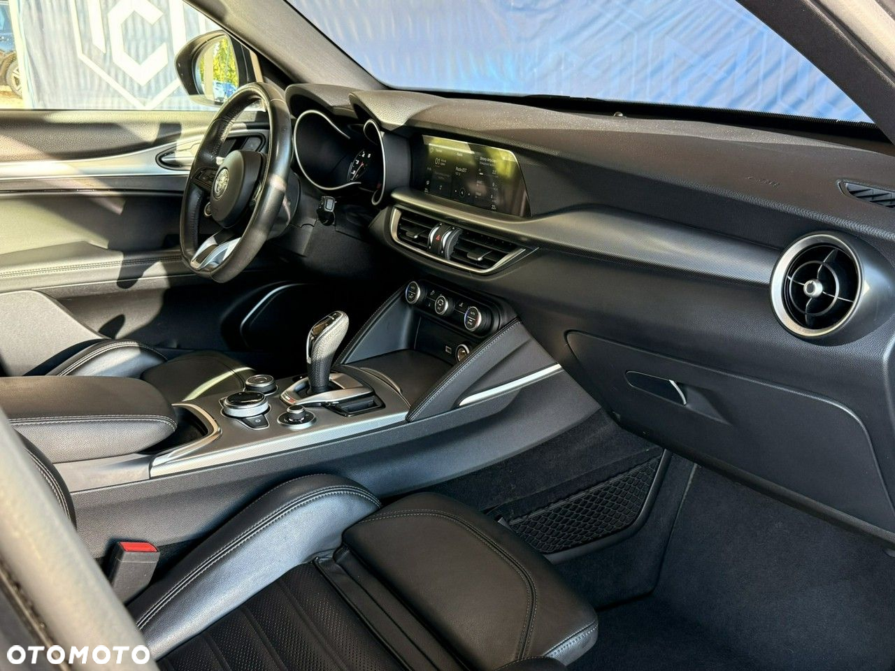 Alfa Romeo Stelvio - 23