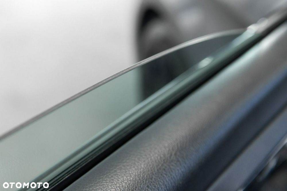 Mercedes-Benz Klasa V 300 d lang 9G-TRONIC Avantgarde - 33