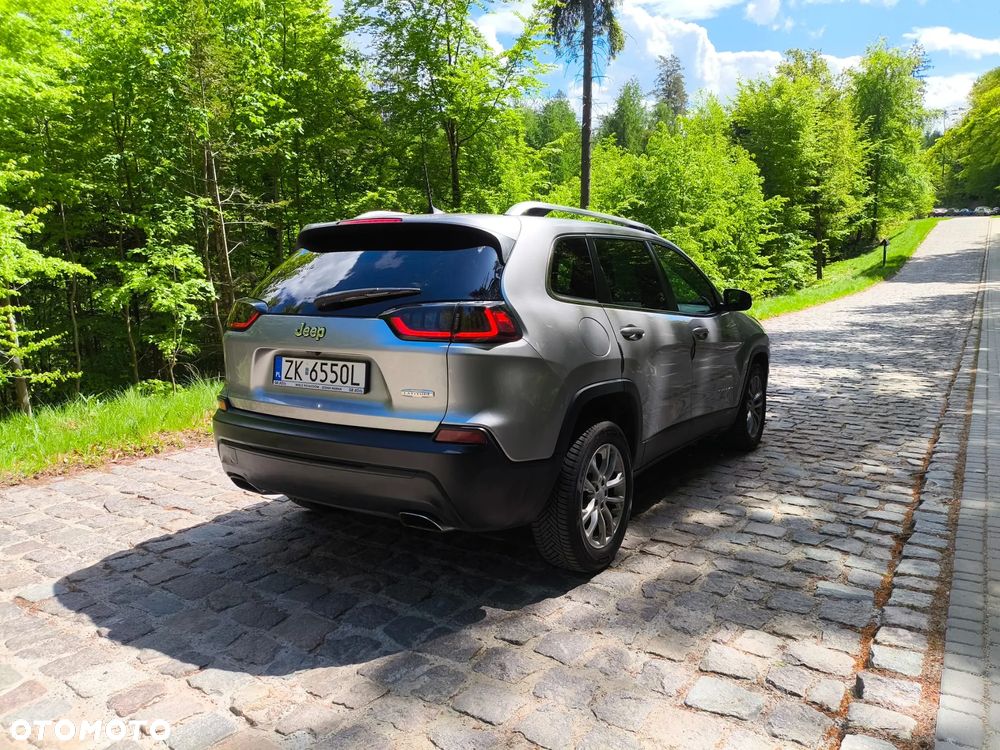 Jeep Cherokee - 5
