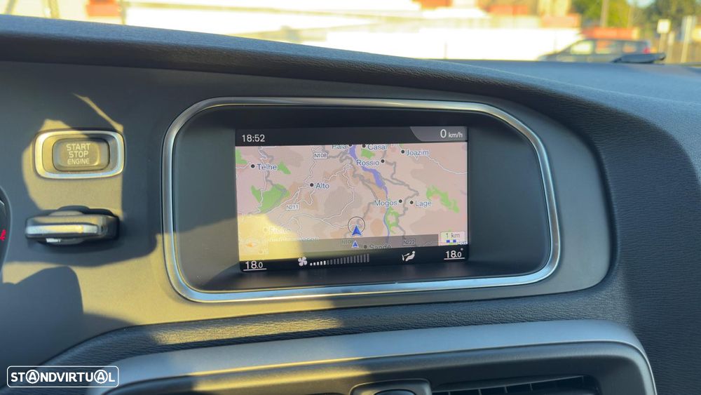 Volvo V40 D2 Kinetic - 21