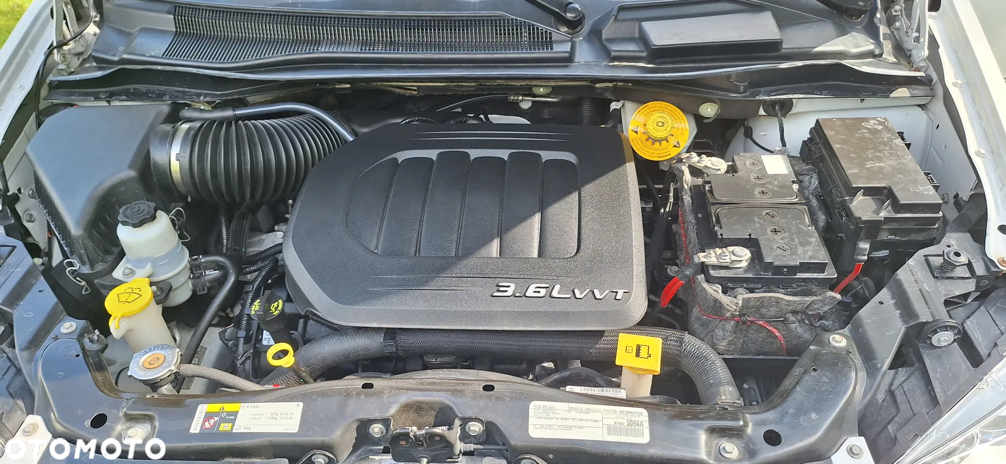 Chrysler Town & Country - 20