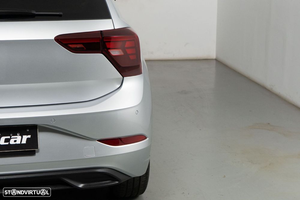 VW Polo 1.0 TSI Urban DSG - 18