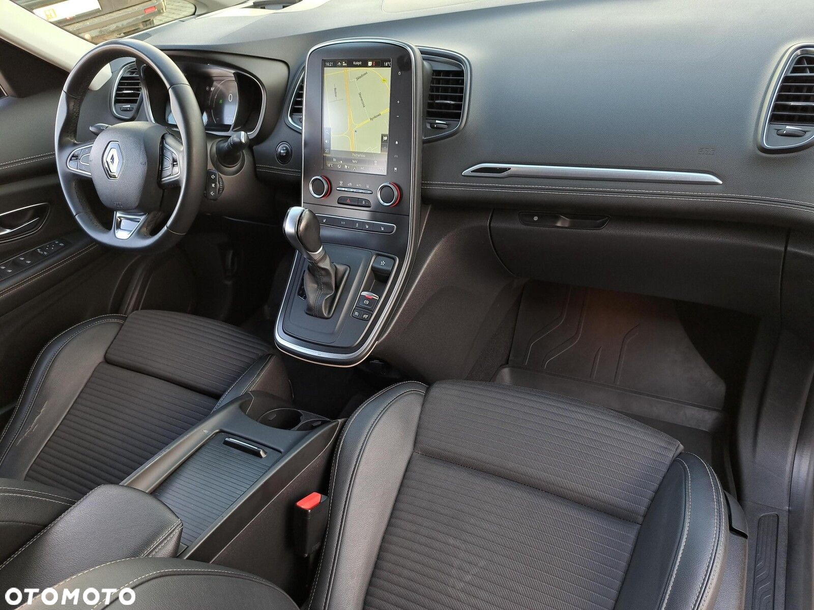 Renault Scenic 1.3 TCe FAP Intens EDC - 10