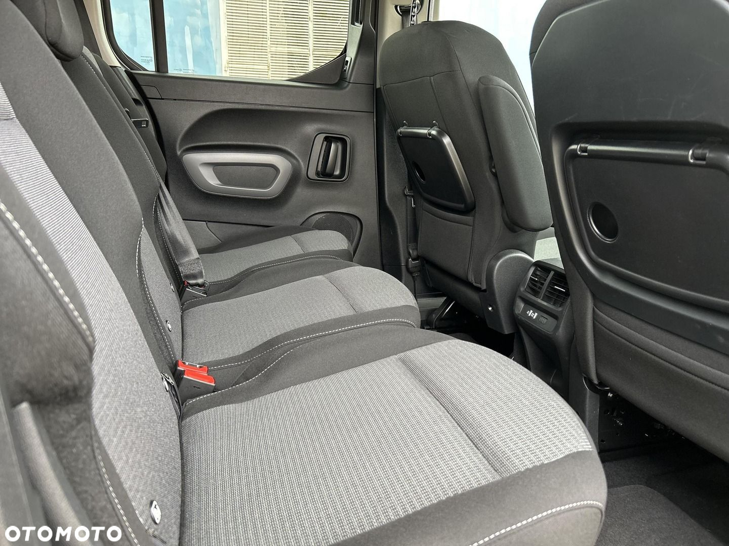 Toyota Proace City Verso Long 1.5 D-4D Family - 11