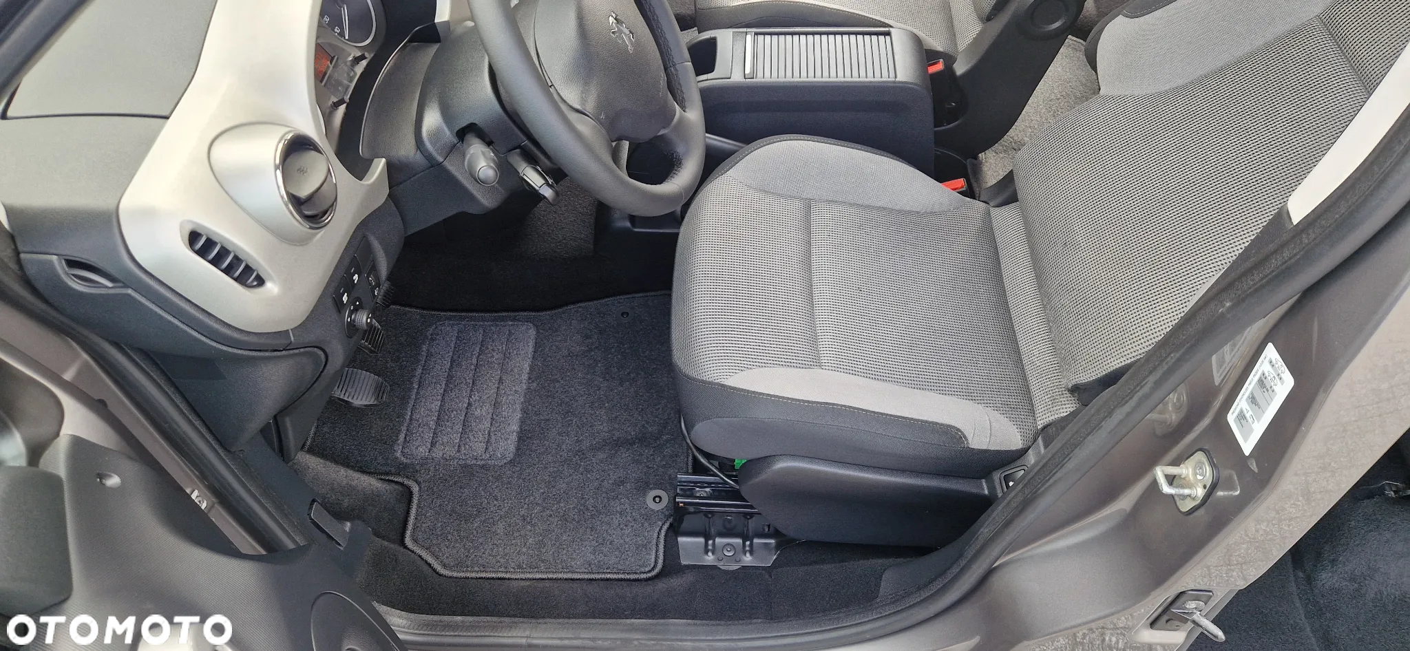 Peugeot Partner Tepee 120 VTi Premium - 14