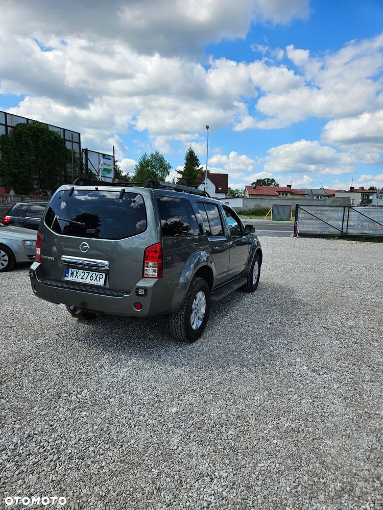Nissan Pathfinder 2.5 D Platinum - 10