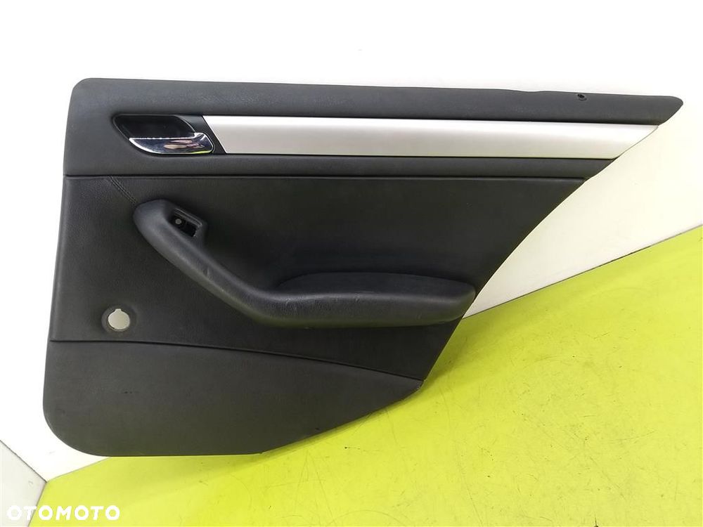 Tapicerka drzwi tył prawa BMW Seria 3 E46 1998-2007 SKORA KOMBI 8224536 - 1