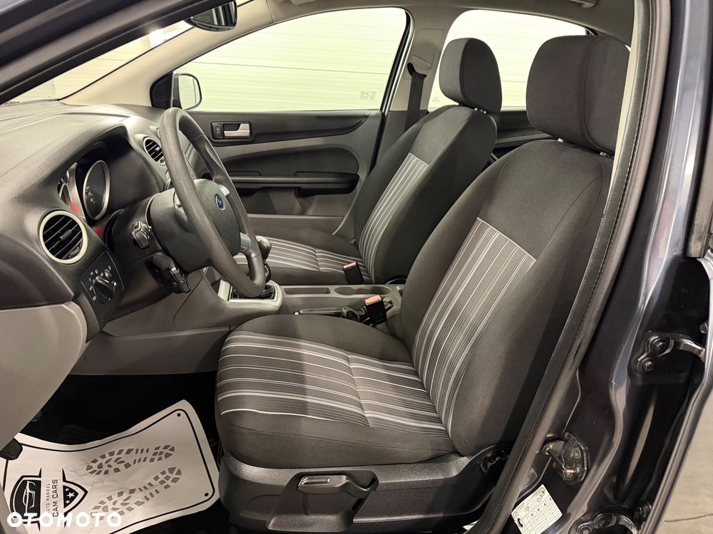 Ford Focus - 15