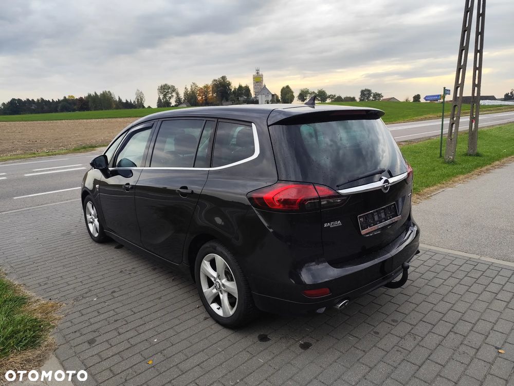 Opel Zafira 2013 photo 2