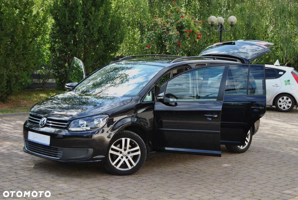 Volkswagen Touran - 18