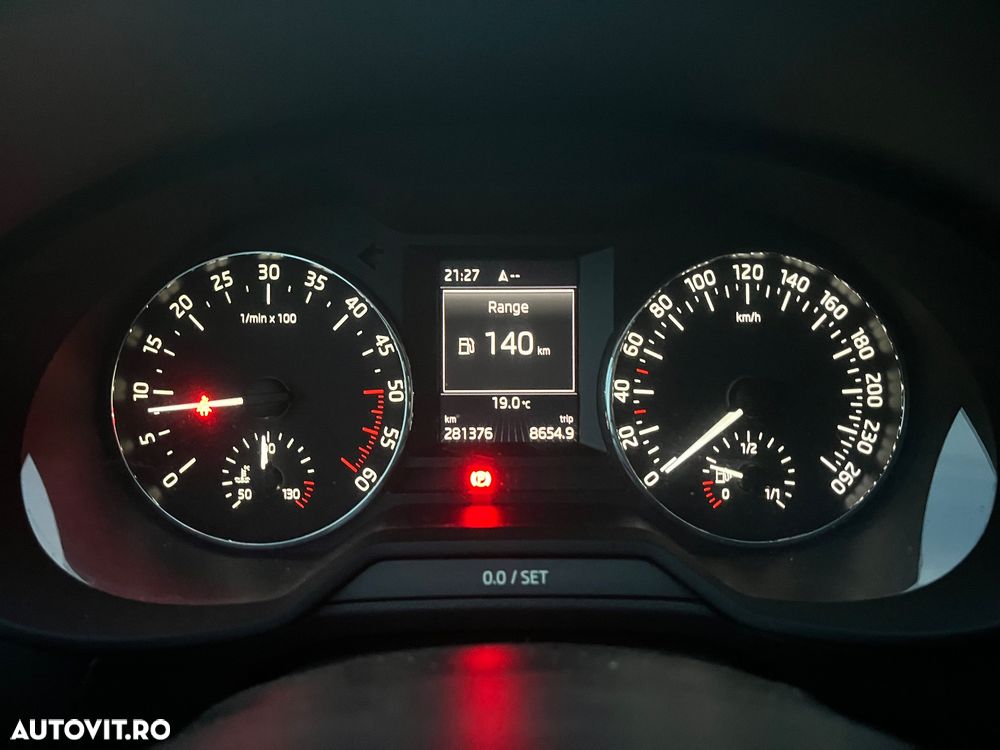 Skoda Octavia 1.6 TDI GREENLINE - 10