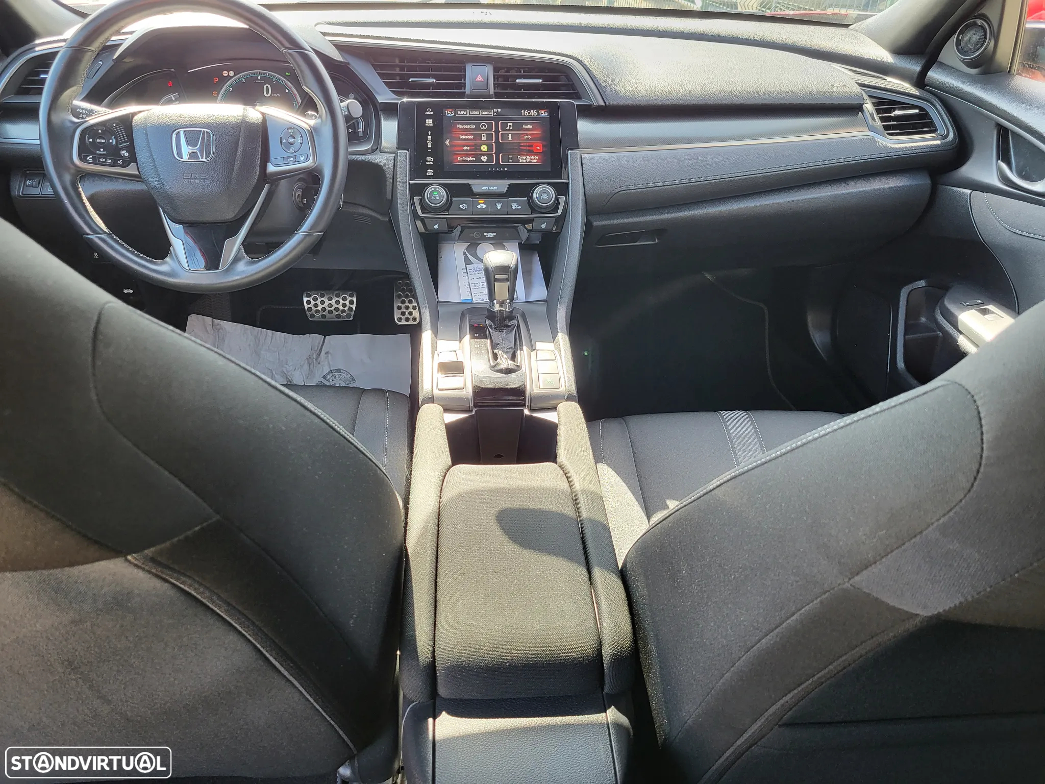 Honda Civic 1.0 i-VTEC Elegance CVT C.Navi - 6