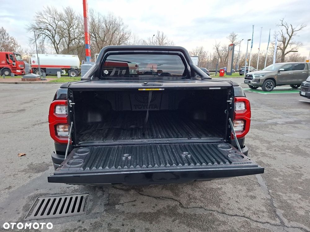 Toyota Hilux 2.8 D-4D Double Cab Invincible 4x4 - 19