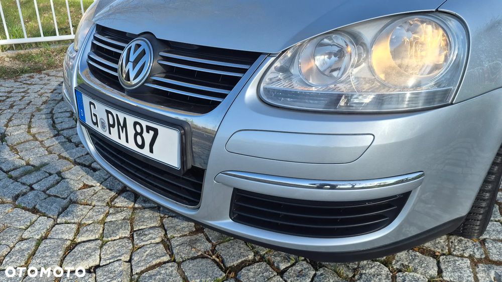 Volkswagen Golf 1.6 Team - 15