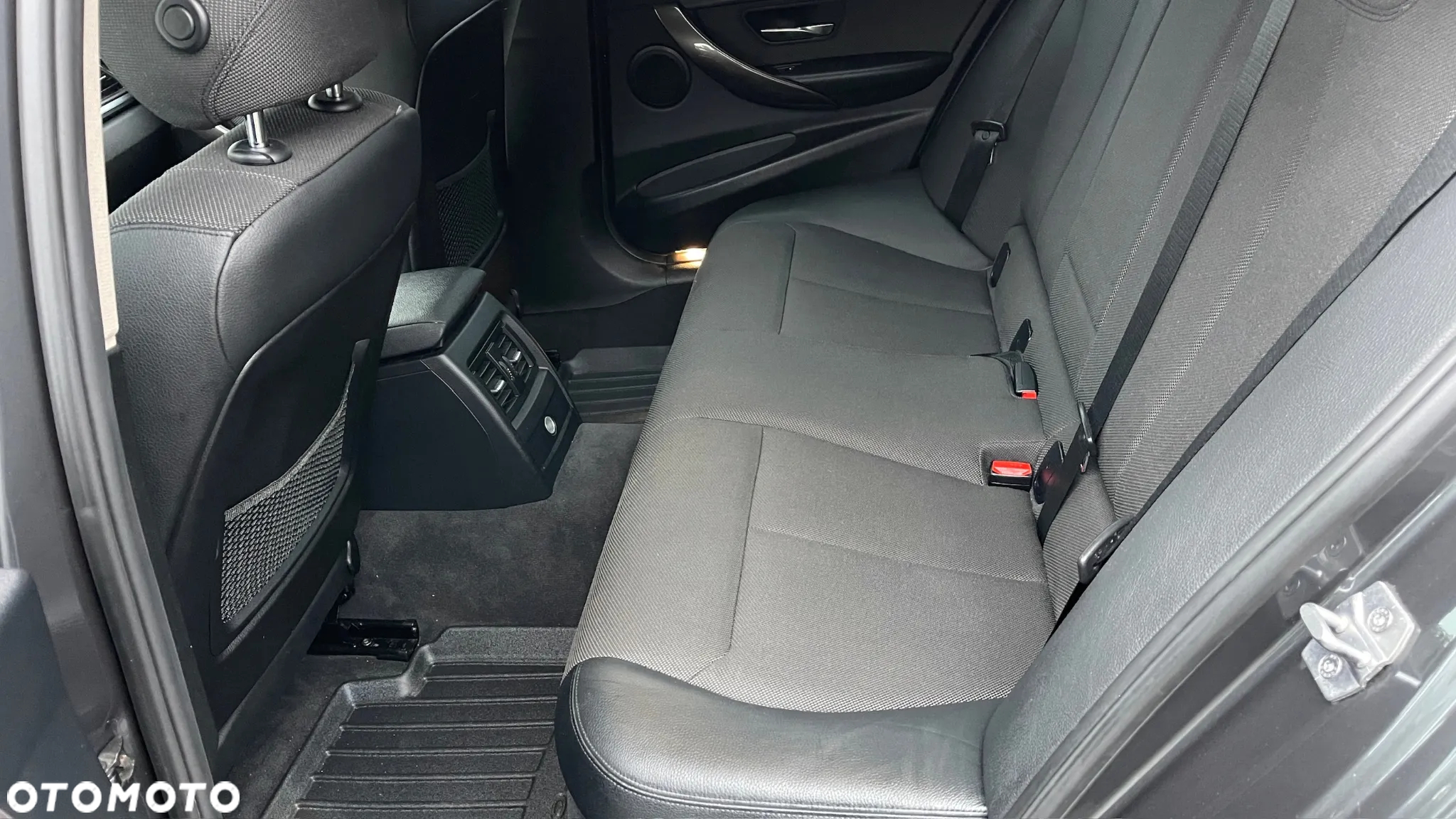 BMW Seria 3 - 23