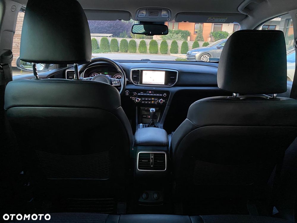Kia Sportage 1.6 GDI Black Edition 2WD - 33