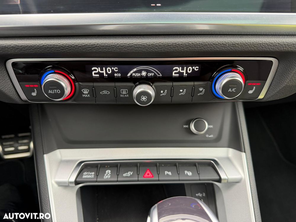 Audi Q3 45 TFSIe S tronic - 17