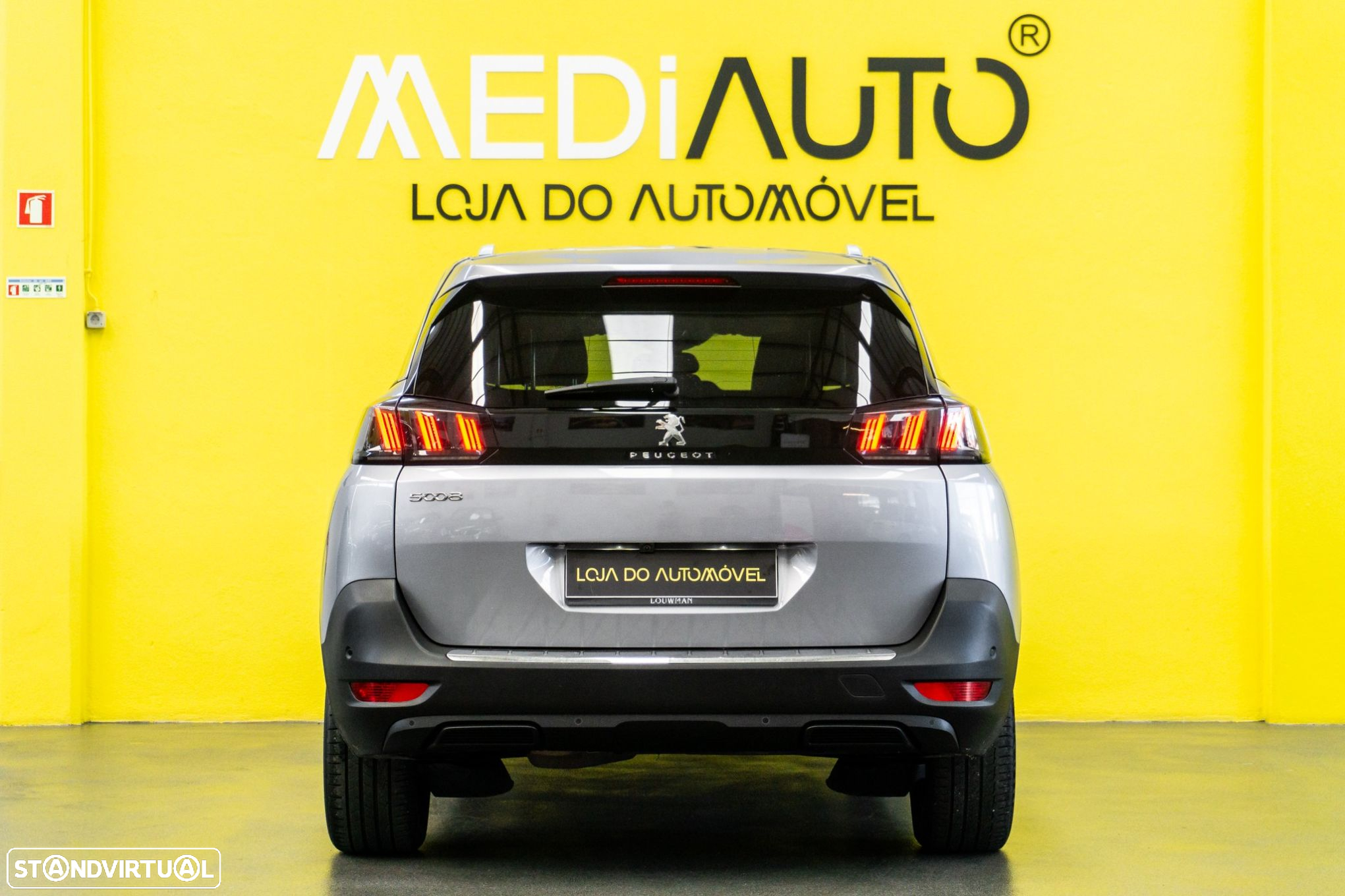 Peugeot 5008 1.2 PureTech Allure EAT8 - 12