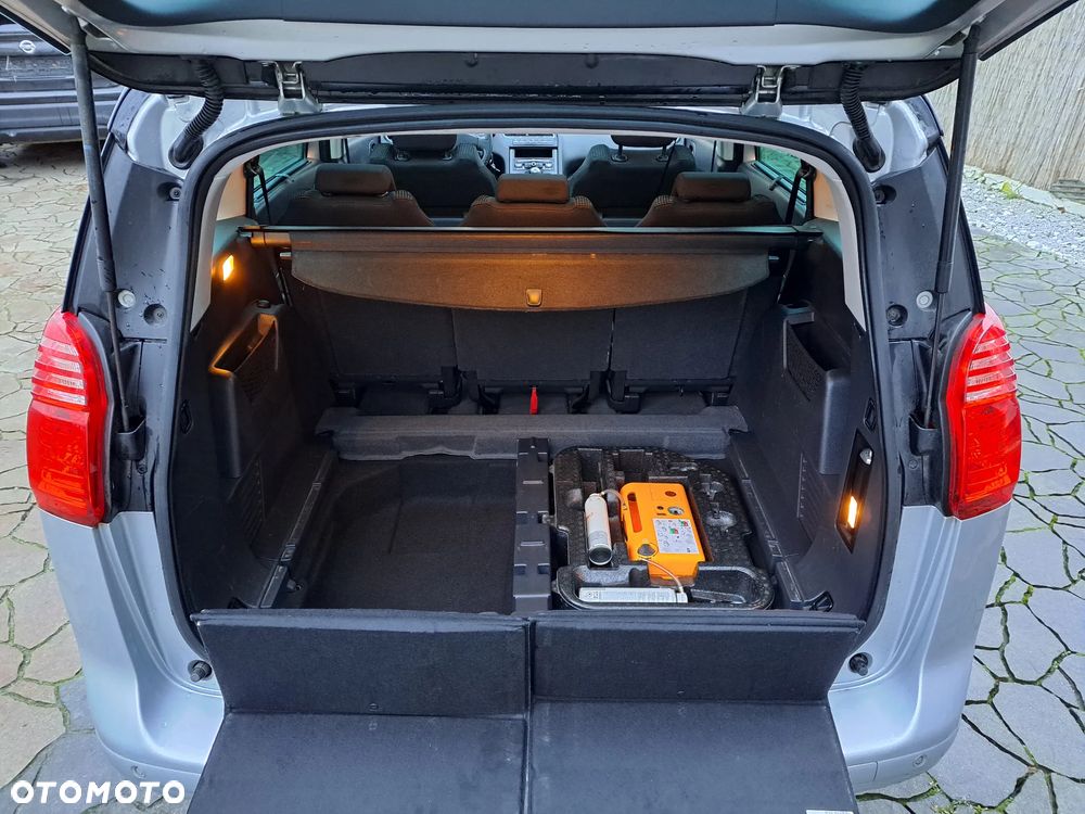 Peugeot 5008 HDI 150 Business-Line - 33