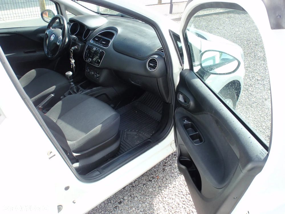 Fiat Punto 1.4 Easy S&S Euro6 - 9